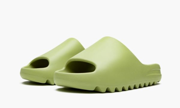 adidas-yeezy-slide-resin_15083385_27544561_800 adidas-yeezy-slide-resin_15083385_27544561_800