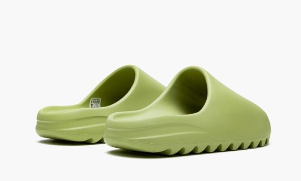 adidas-yeezy-slide-resin_15083385_27548260_800 adidas-yeezy-slide-resin_15083385_27548260_800