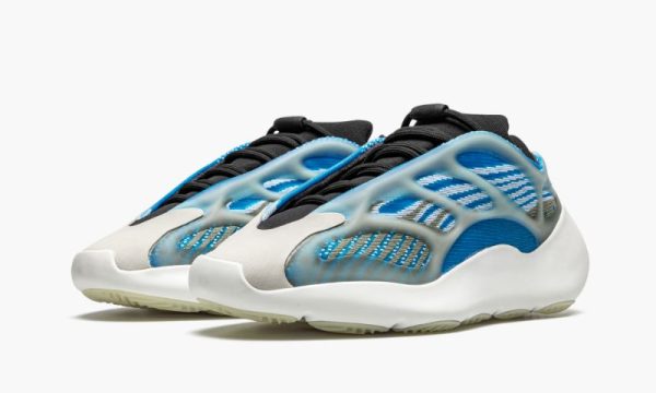 adidas-yeezy-yeezy-700-v3-arzareth_15642989_29492128_800 adidas-yeezy-yeezy-700-v3-arzareth_15642989_29492128_800