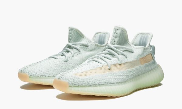 adidas-yeezy-yeezy-boost-350-v2-hyper-space_13933514_27498043_800 adidas-yeezy-yeezy-boost-350-v2-hyper-space_13933514_27498043_800
