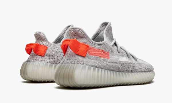 adidas-yeezy-yeezy-boost-350-v2-tail-light_15164362_27543085_800 adidas-yeezy-yeezy-boost-350-v2-tail-light_15164362_27543085_800