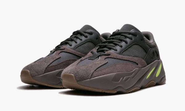 adidas-yeezy-yeezy-boost-700-mauve_13463457_27494247_800 adidas-yeezy-yeezy-boost-700-mauve_13463457_27494247_800