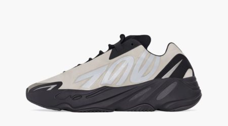 Yeezys Boost 700 MNVN "Bone"