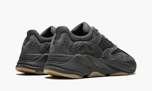 adidas-yeezy-yeezy-boost-700-utility-black_14244732_27514397_800 adidas-yeezy-yeezy-boost-700-utility-black_14244732_27514397_800