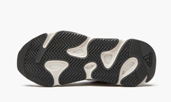 adidas-yeezy-yeezy-boost-700-v2-cream_16557623_32273906_800 adidas-yeezy-yeezy-boost-700-v2-cream_16557623_32273906_800