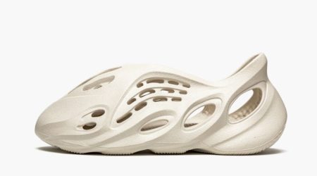 Yeezys Foam RNNR "Ararat"