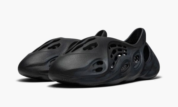 adidas-yeezy-yeezy-foam-rnnr-mineral-blue_16899608_33636870_800 adidas-yeezy-yeezy-foam-rnnr-mineral-blue_16899608_33636870_800