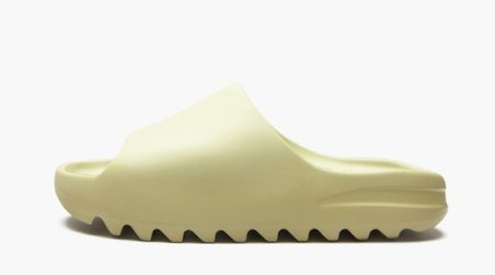 Yeezys Slide "Desert Sand"