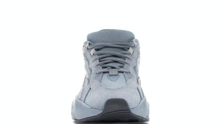 yeezys-boost-700-v2-hospital-blue-005