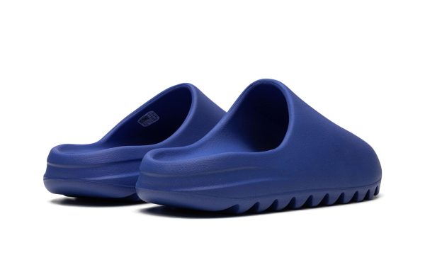 adidas-yeezy-slide-azure_20362205_45672104_2048 adidas-yeezy-slide-azure_20362205_45672104_2048